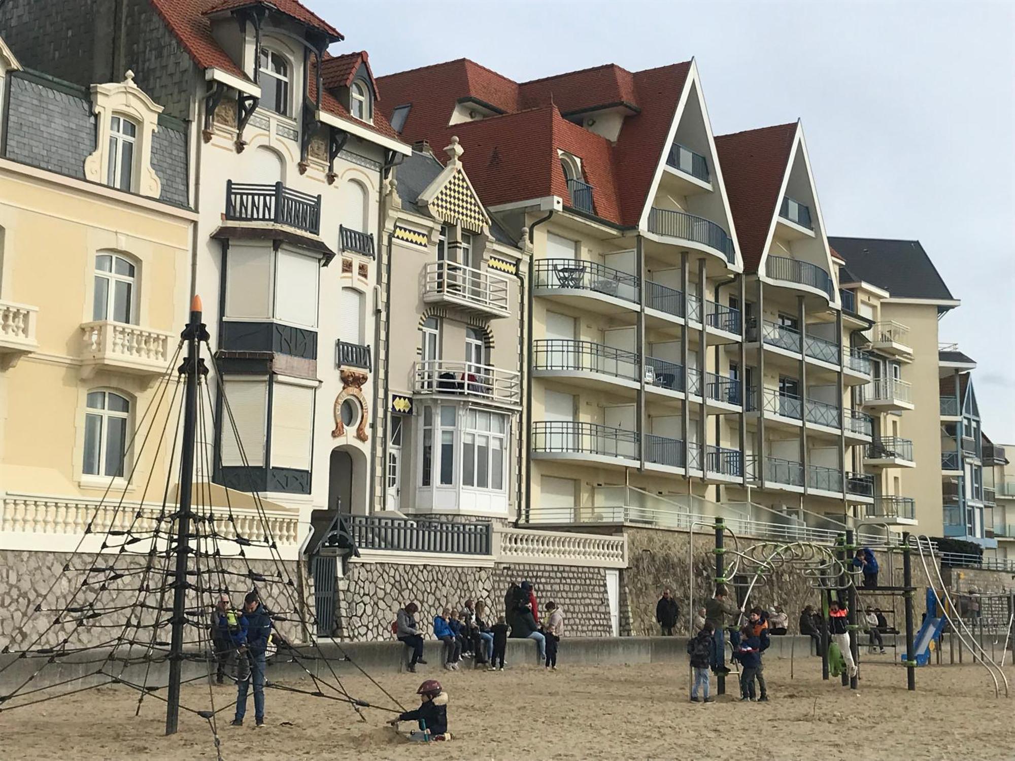 Une Jolie Vue - Appt 2 Pieces Vue Mer Balcon Sud Wimereux Exteriör bild